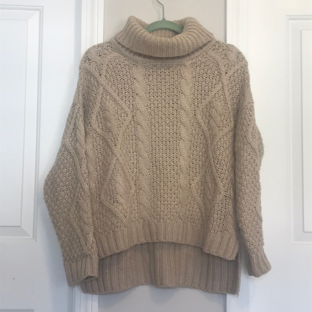 Forever 21 chunky knit turtleneck sweater
